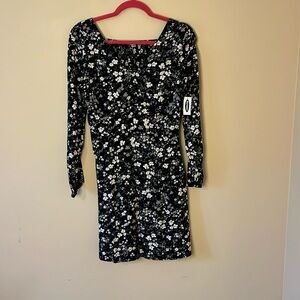 NWT Old Navy Black Floral Dress V-Neck Ruching, Size Small